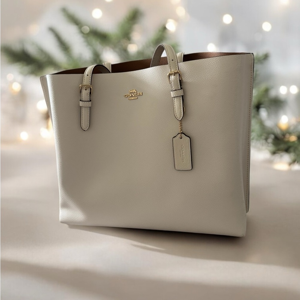 Coach Elegant Coach Mollie Leather Tote – New With Tags